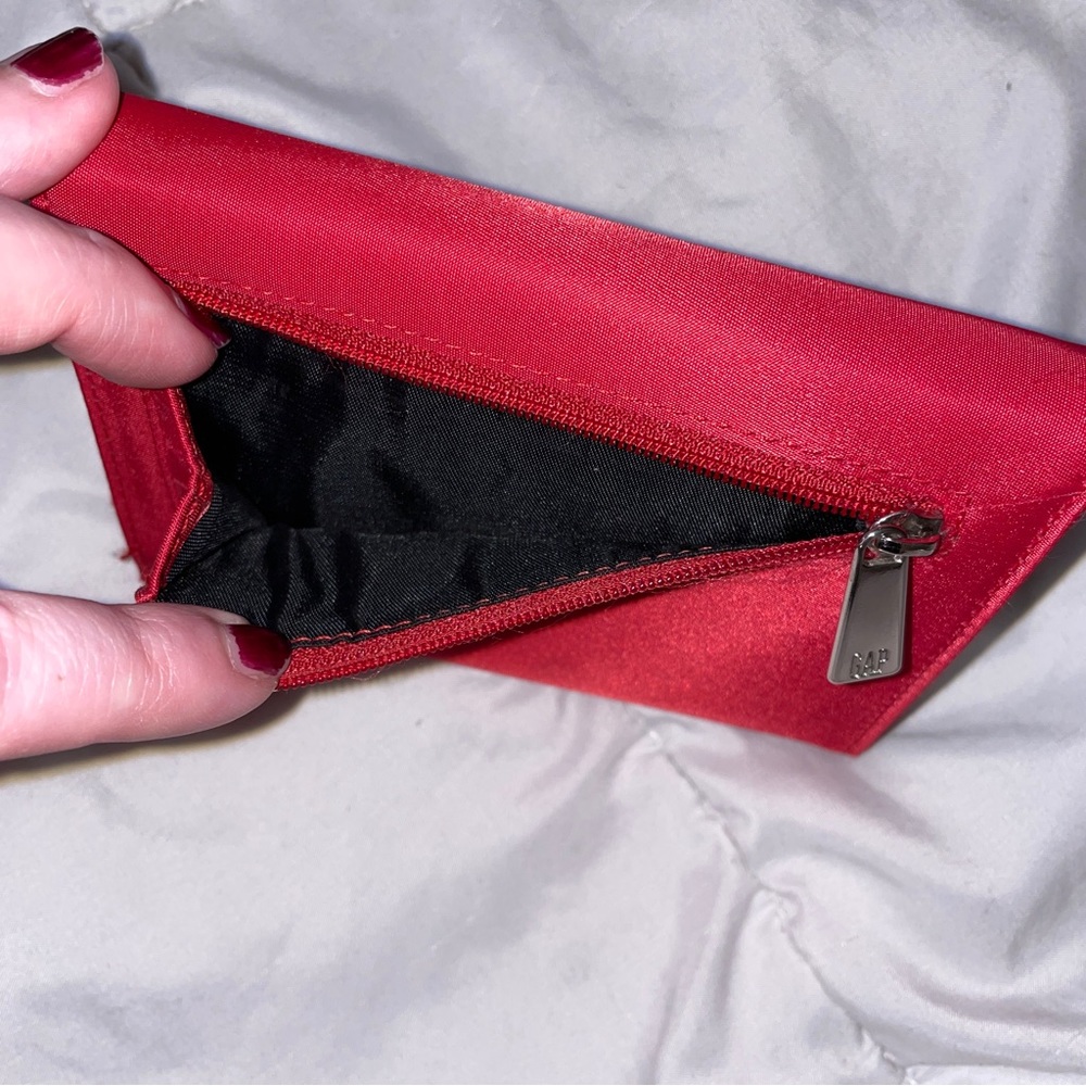 GAP Wallet - Picture 3 of 10